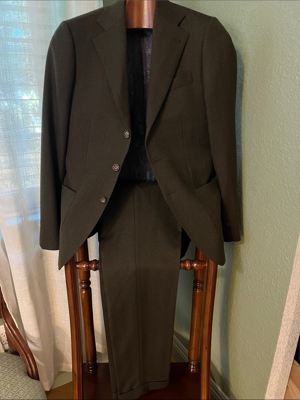Men's Dark Olive Two-Piece Wool Indochino Suit Blazer & Trousers